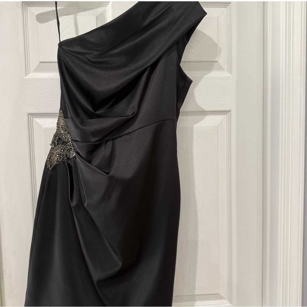 Eliza J One-Shoulder Black Evening Dress with Beaded Accent